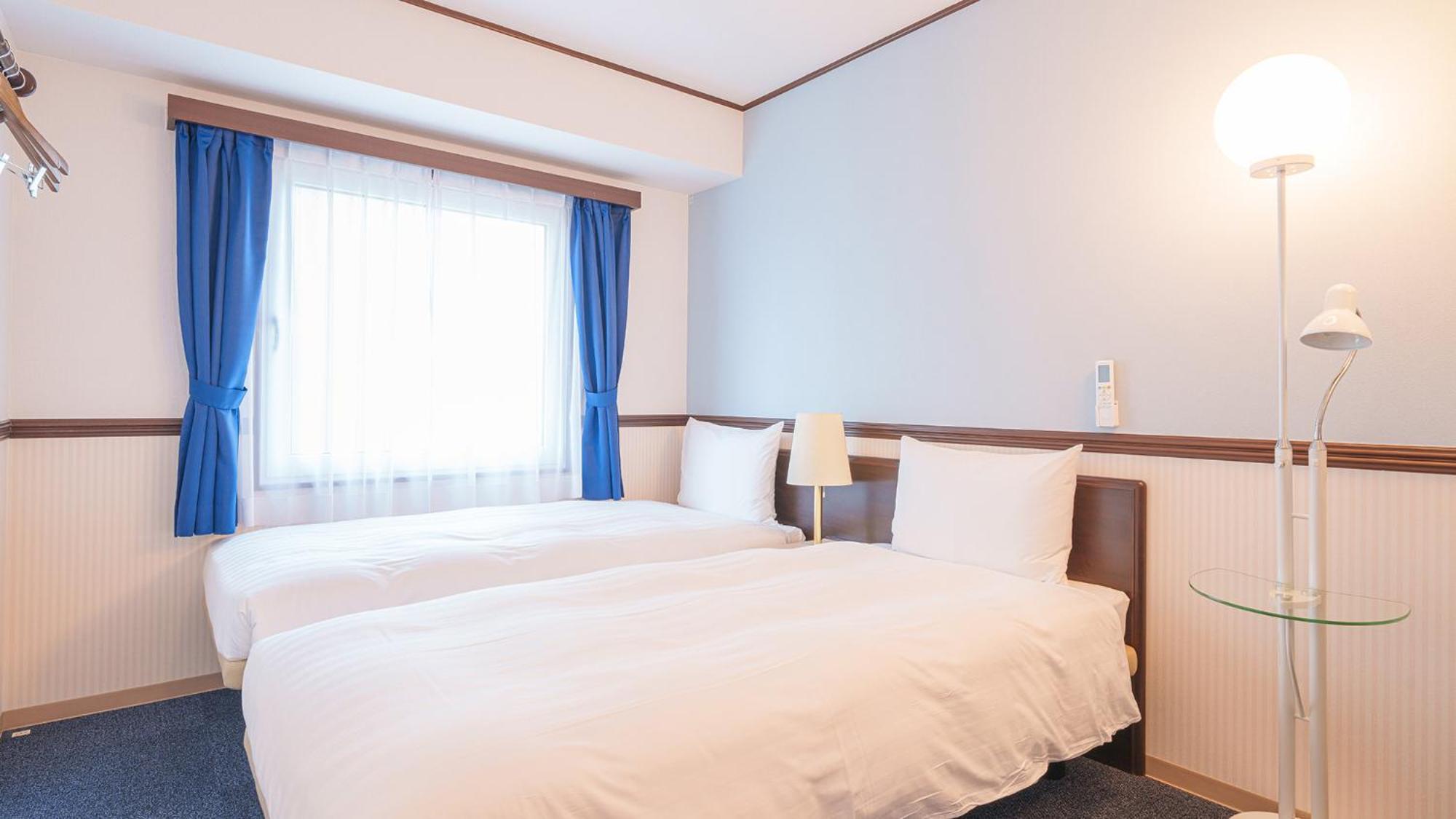 Toyoko Inn Shin-Osaka-Eki Higashi-Guchi Exterior foto